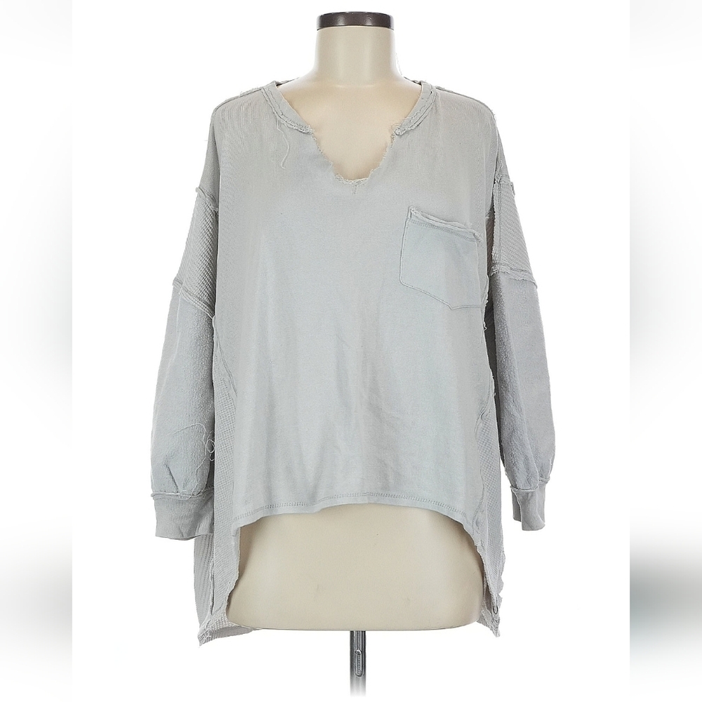 We The Free Light Gray Knit Top